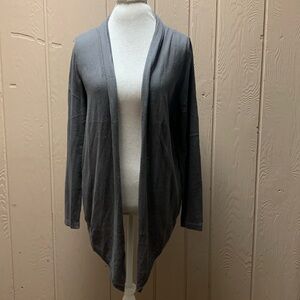 Lavand. Cardigan NWT
